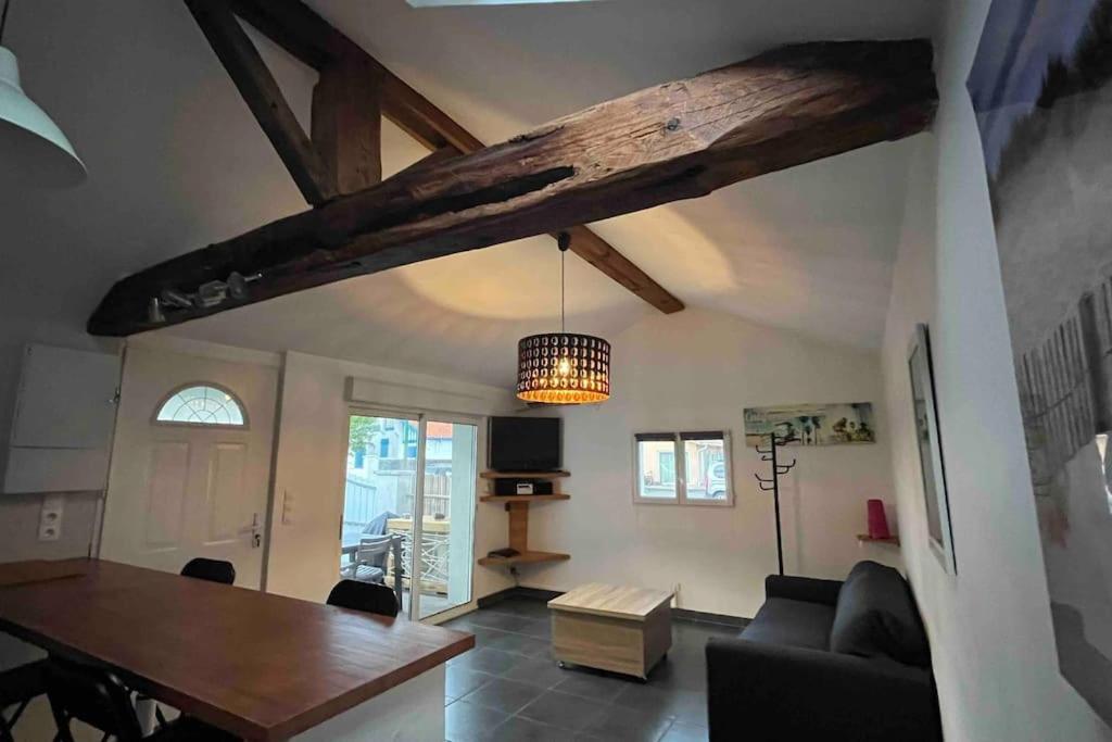 Charmante Maisonette A 3,5Km De L'Ocean, En Coeur De Ville 拉本讷 外观 照片
